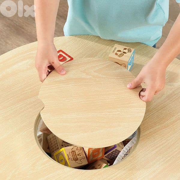 kidskraft solid round wooden table with chair 2