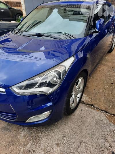 Hyundai Veloster 2013