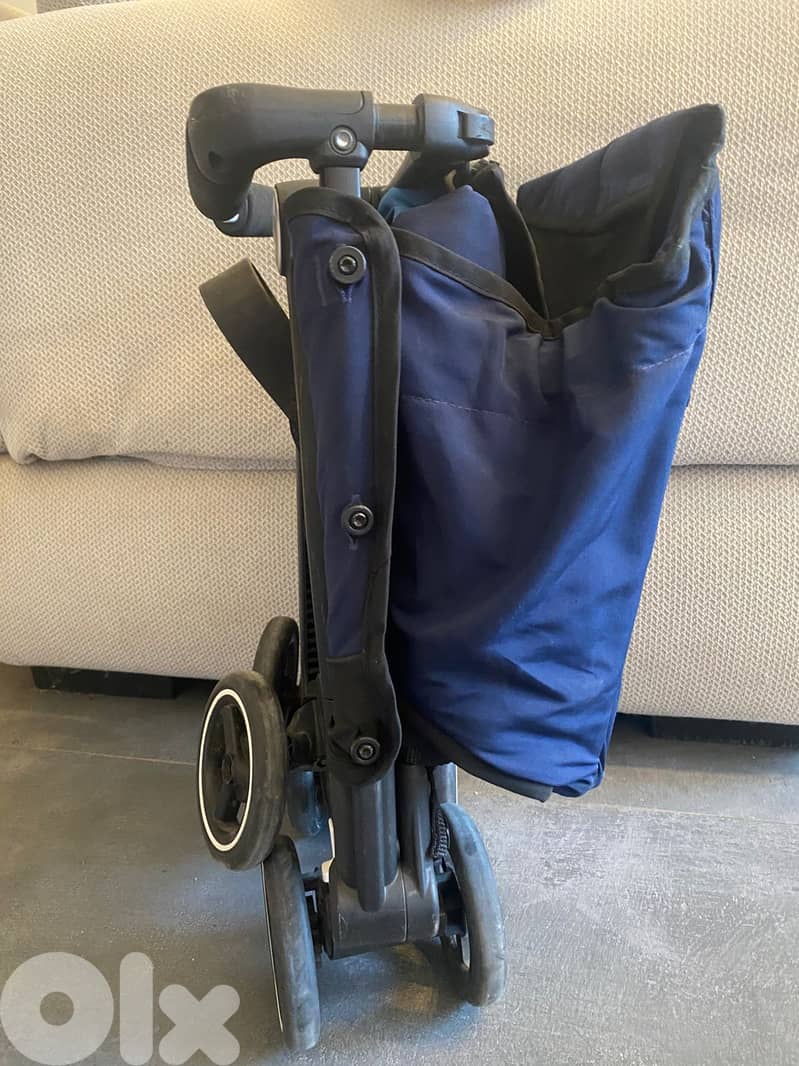 GB pockit stroller 5