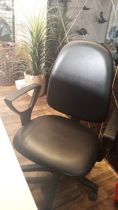 اغراض مكتبية للبيع