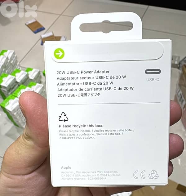 Apple usb-c 20w adapter 2pin lebanon 1