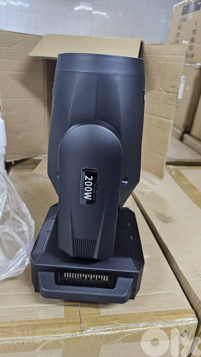 Beam Moving Head 200W – Professional DJ & Stage Lighting 2