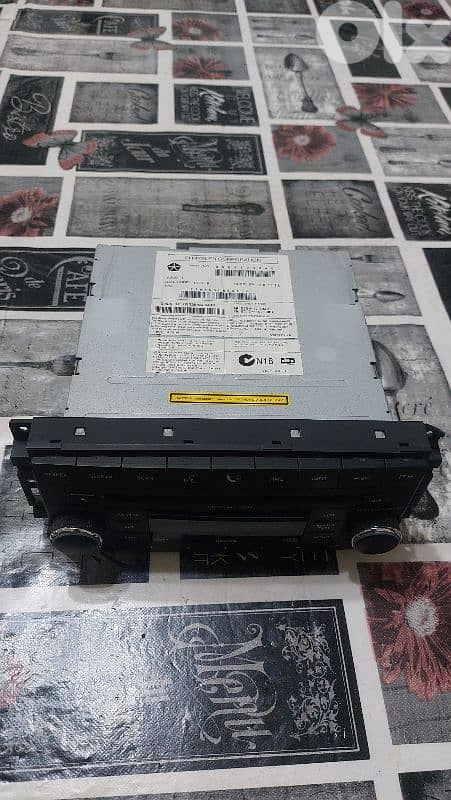 original cherokee laredo radio screen 1