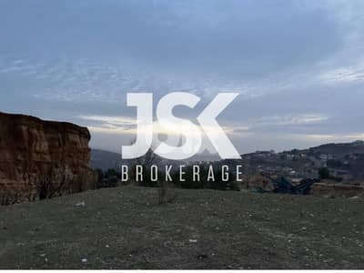 L20256 - A 890 SQM Land For Sale in Mayrouba