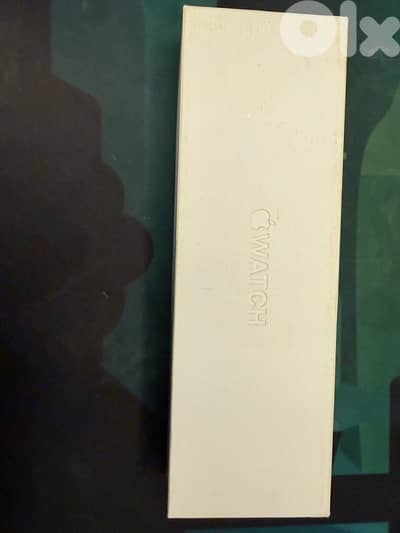 apple watch series 9 41 mm barely used 3 months and blue strap