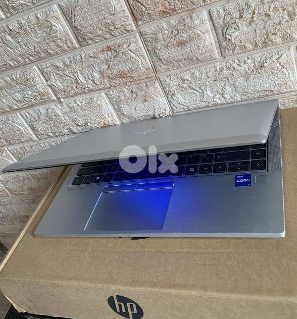 HP EliteBook 840 G8 Core i7 11th generation 3