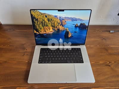 Macbook Pro 16" 2021 - 1Tb , M1 Pro, 16Gb Ram