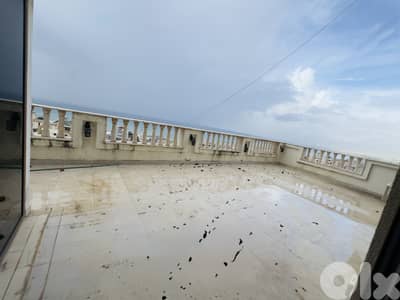 شقة دوبلكس فاخرة للبيع في خلدة – إطلالة بحرية مفتوحة