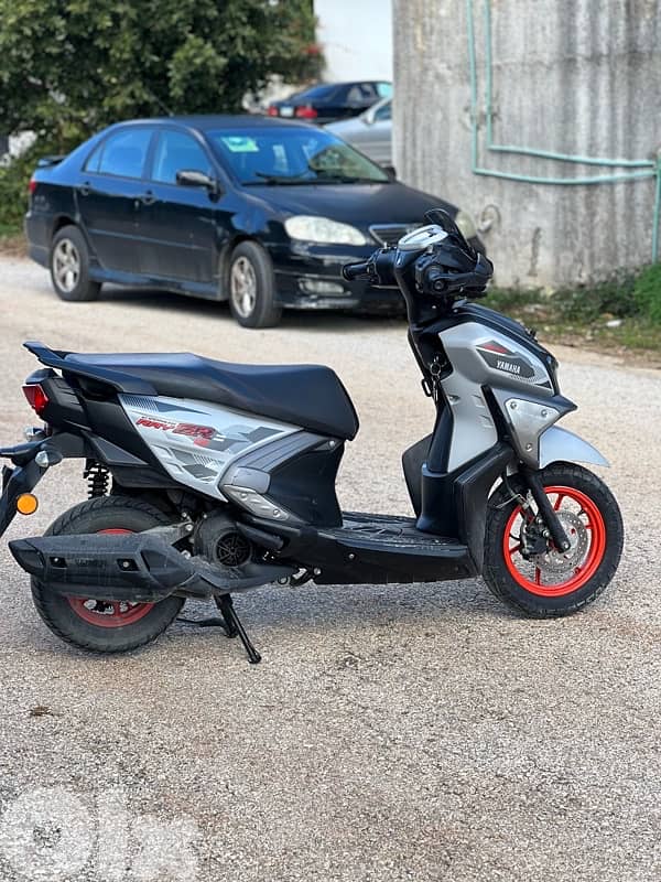 Yamaha Ray Zr 125 1