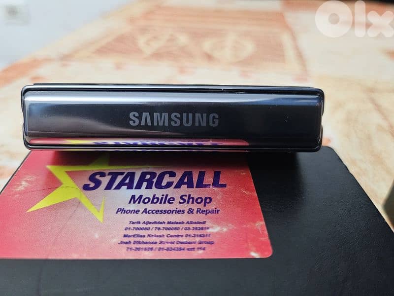 Samsung galaxy z flip 5 3