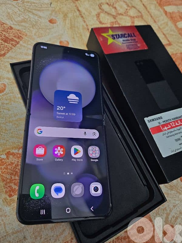 Samsung galaxy z flip 5 7