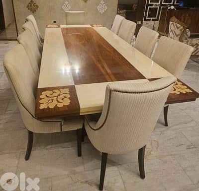 Dining table + 10 chairs