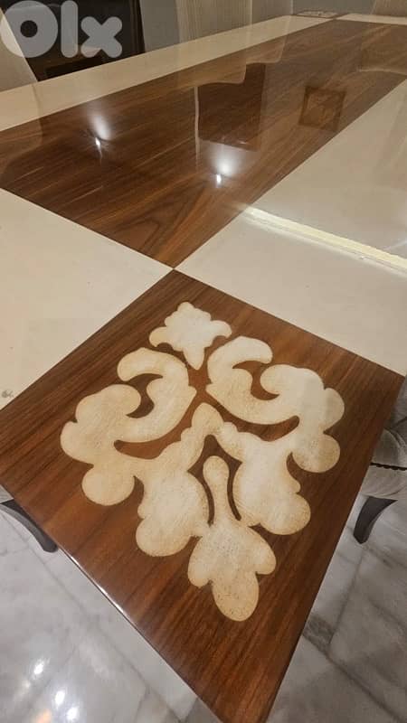 Dining table + 10 chairs 14