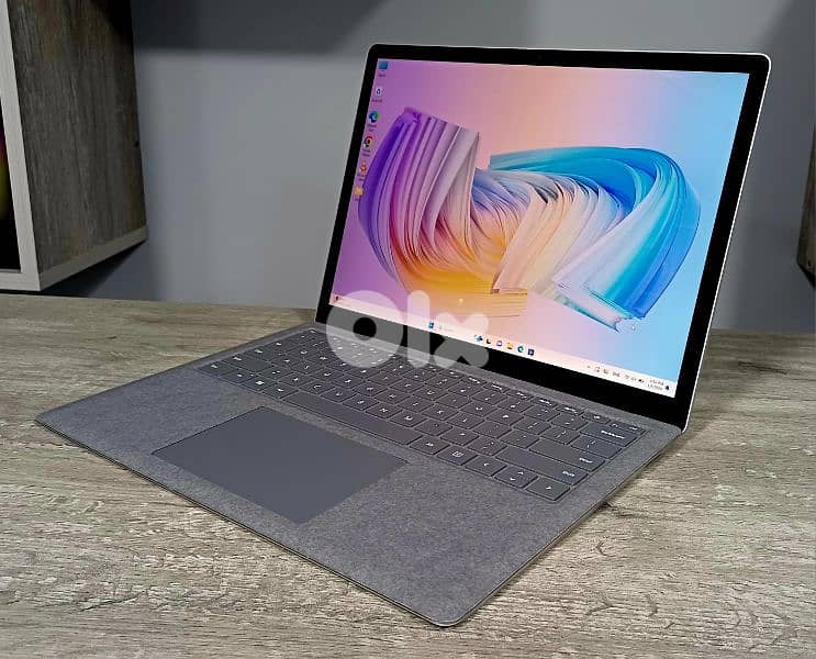 LAPTOP microsoft surface - i5 gen 10 touch 2k 2