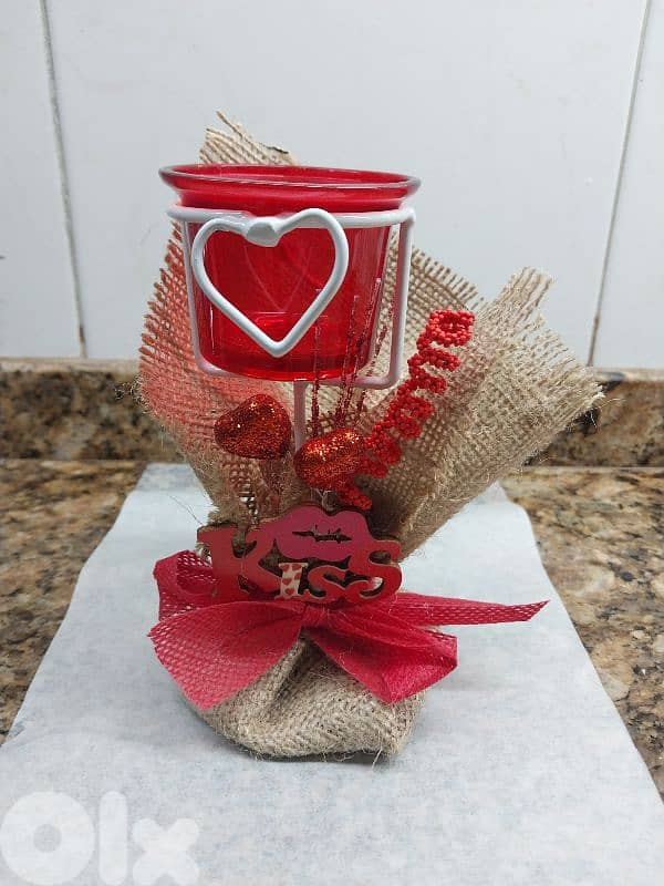 center piece for your valentine table arrangements 1