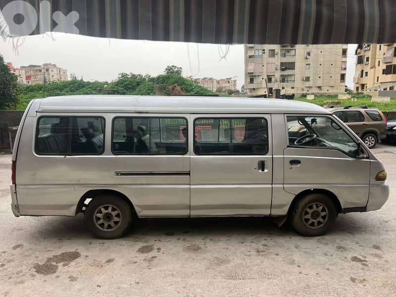 hyundai Van 1