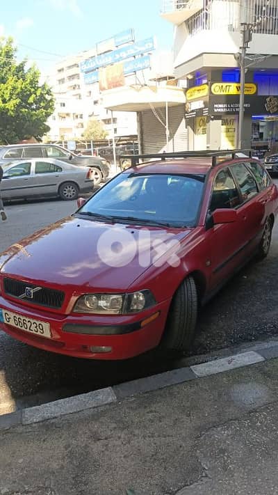 Volvo V40 2001