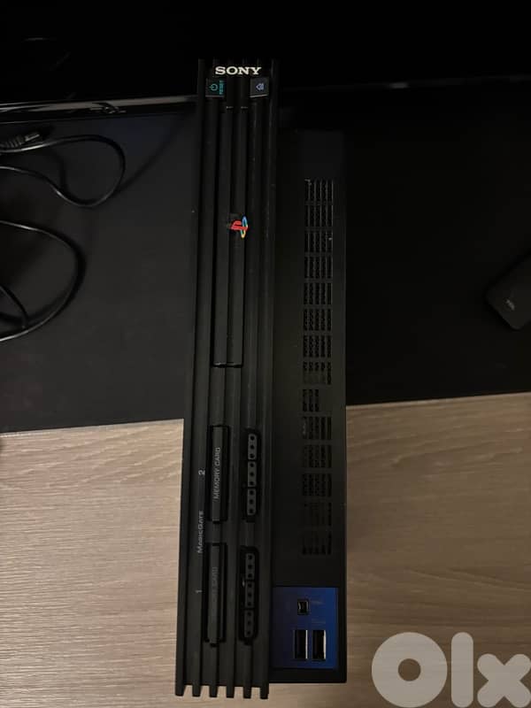 ps2 with accessories 4