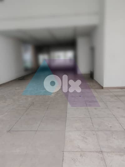 467m2 showroom with prime location 4rent in Achrafieh-معرض في الأشرفية