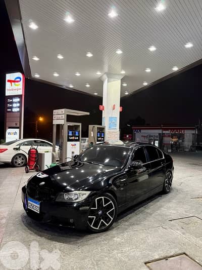 BMW 3-Series 2007 E90 خارقة النظافة