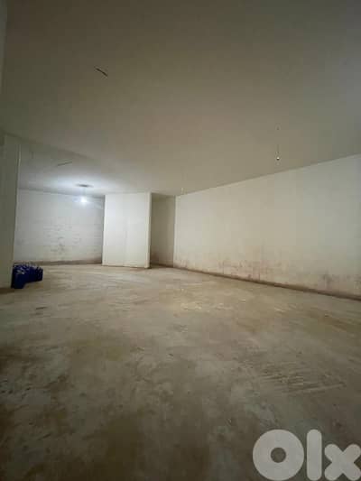 Warehouse For Sale in Rawda -  في الروضة مستودع للبيع