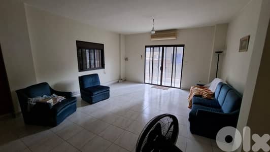 SEMI-FURNISHED APARTMENT FOR RENT IN SIN EL FIL 2 BEDS, (HOR-215)