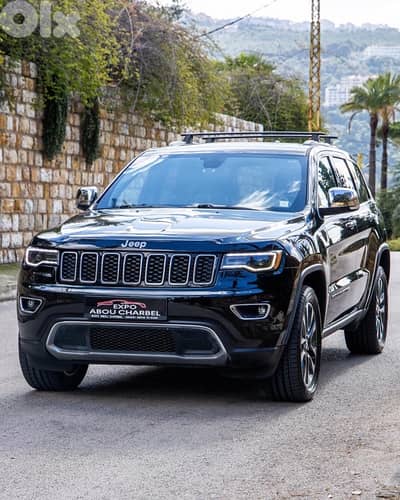 Jeep Grand Cherokee limited plus  2019 . Clean Carfax
