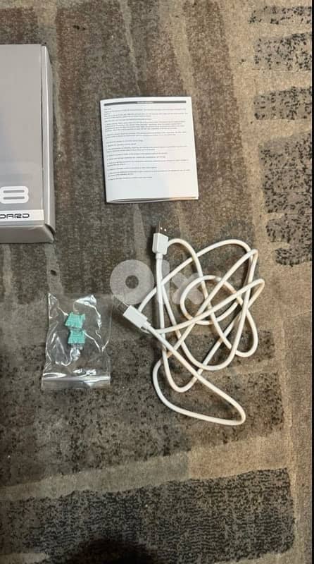 Magnetic Keyboard White (1Pc Available) 1