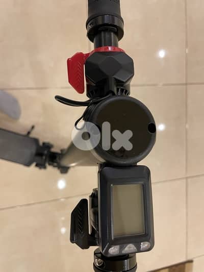 ضمرة على سكوتر كهربا مستعملي كم مرة الاشتراك  200 الف  لبناني 81688705