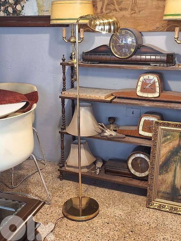 vintage brass calm shell flolr lamp 1