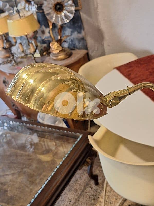 vintage brass calm shell flolr lamp 3