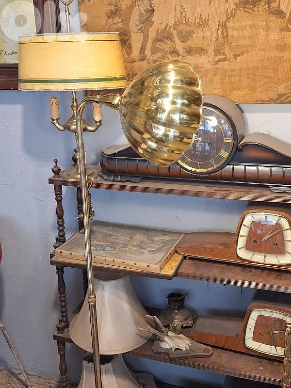 vintage brass calm shell flolr lamp 4