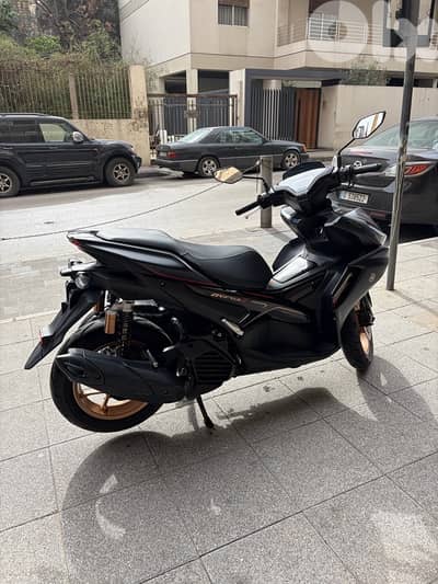 Yamaha Aerox 2024 1,900$