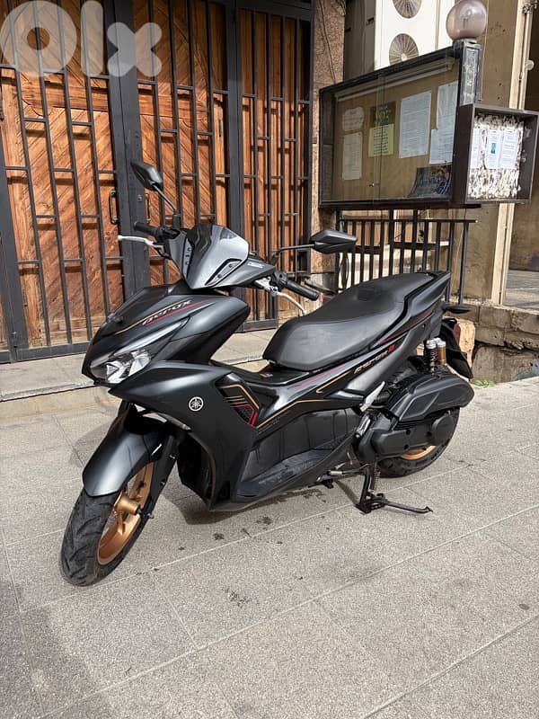 Yamaha Aerox 2024 1,900$ 3