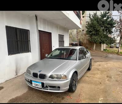 BMW E46  2001