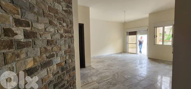 SPACIOUS APARTMENT FOR SALE IN AJALTOUN PRIME,(AJ-188)