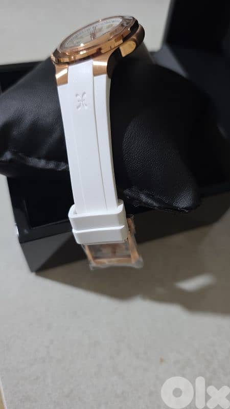 watch with  rose gold 1