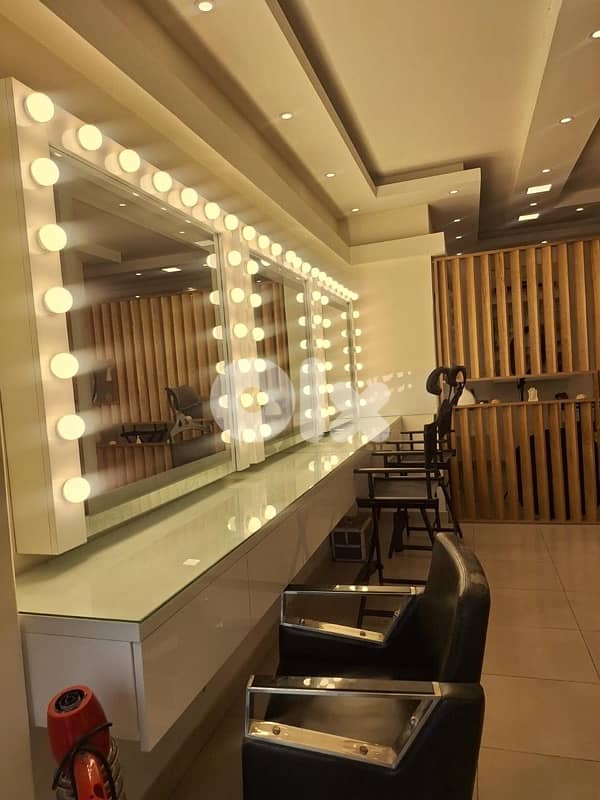 salon tables and accessories 9