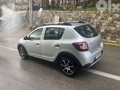 Renault Sandero Stepway 2016