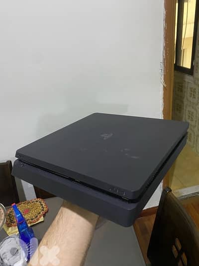 ps4 slim used but good condition