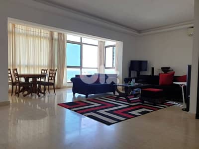 Super catch, fully furnished, solar powered