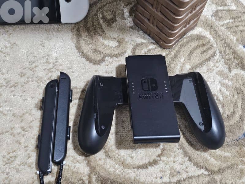 Nintendo switch oled like new 2