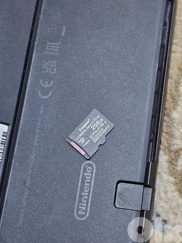 Nintendo switch oled like new 4