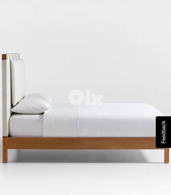 Bed brand : Crate & Barell 3