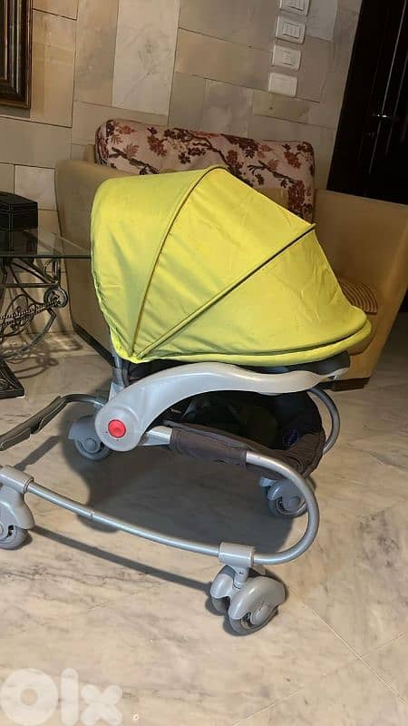 baby portable  with wheels 3