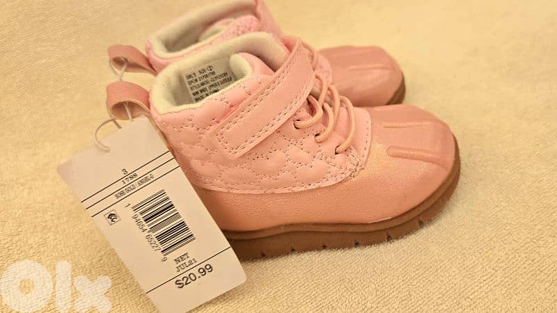 baby girl boots 6-12M 1