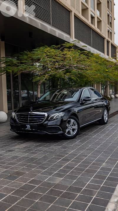 MERCEDES  E200  (SEDAN)  2017 50.000Km ONLY  IMMACULATE CONDITION