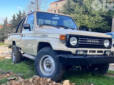 Toyota Land Cruiser 1990