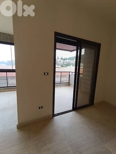 Apartment for sale in Tilal Ain Saade 200000$ شقة في تلال عين سعادة