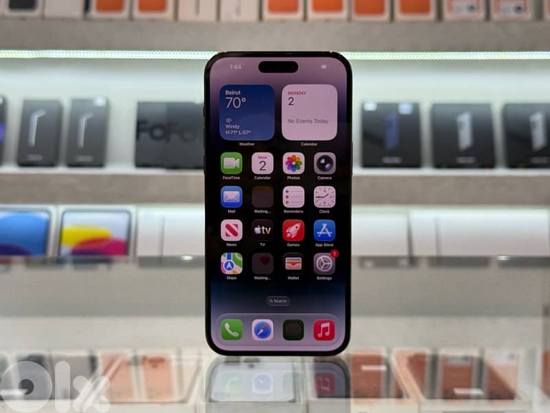 Available IPhone 14 Pro Max 512GB Super clean condition 2